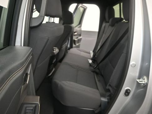 Used 2025 Toyota Tundra SR5 AWD/4WD image 12