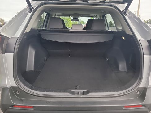 Used 2022 Toyota RAV4 XLE image 11