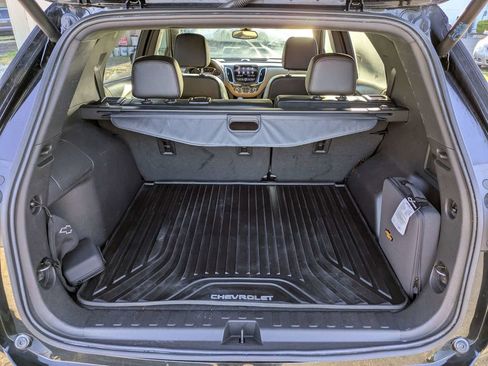 Used 2024 Chevrolet Equinox Premier AWD/4WD image 13