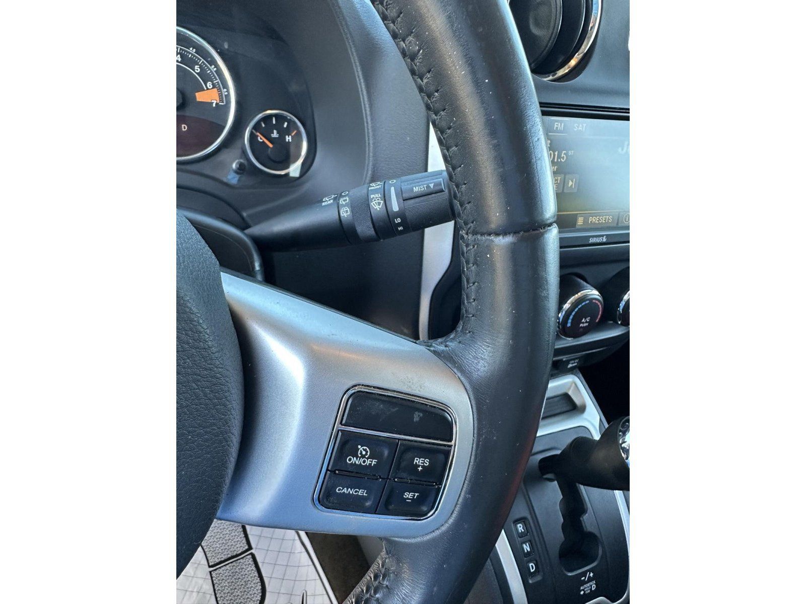 Used 2017 Jeep Compass High Altitude FWD image 25