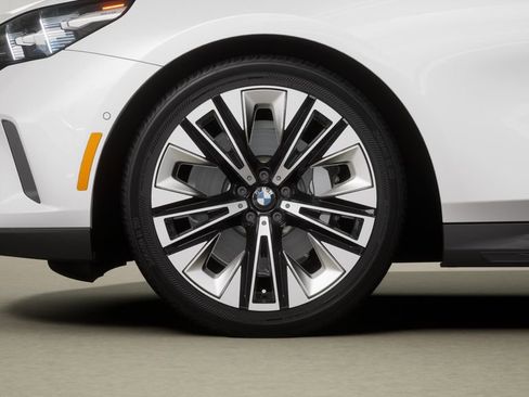 New 2026 BMW 530i RWD image 7