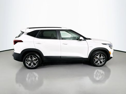Used 2021 Kia Seltos EX AWD/4WD image 8