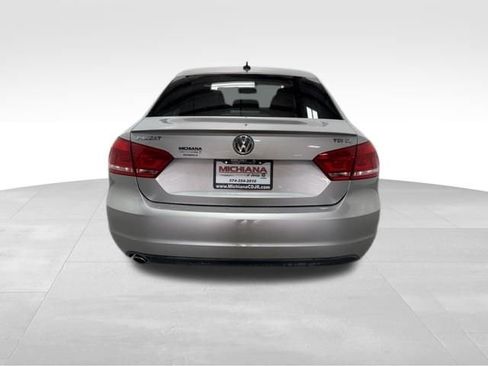 Used 2014 Volkswagen Passat TDI SE image 3