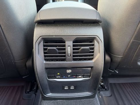 Used 2021 BMW 330i Sedan w/ Convenience Package RWD image 30
