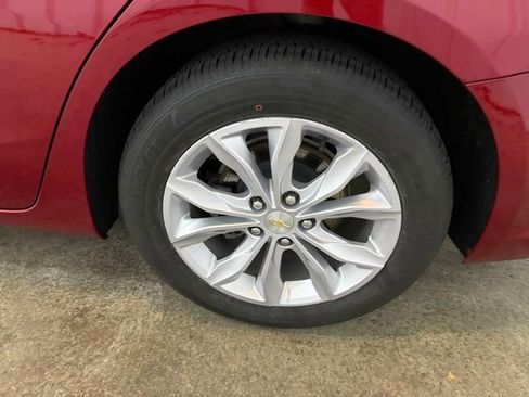 Used 2023 Chevrolet Malibu LT FWD image 9