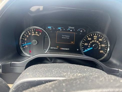 Used 2015 Ford F150 Lariat RWD image 4
