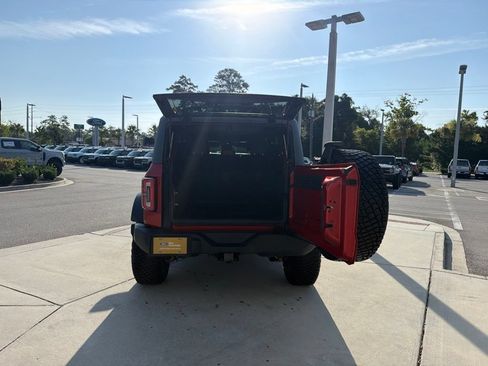 Certified 2024 Ford Bronco Outer Banks w/ Sasquatch Package AWD/4WD image 7