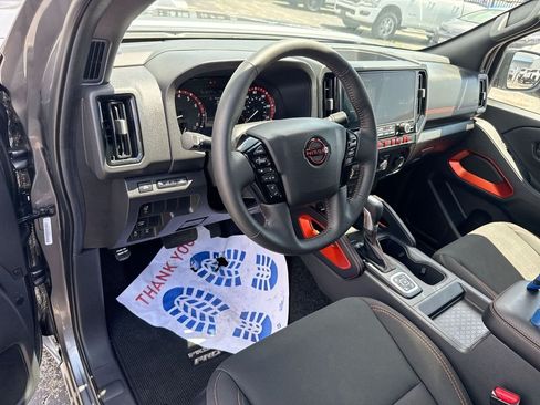 Used 2026 Nissan Frontier PRO-4X AWD/4WD image 46