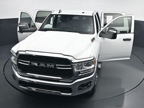 Used 2024 RAM 2500 Tradesman w/ Safety Group AWD/4WD image 29