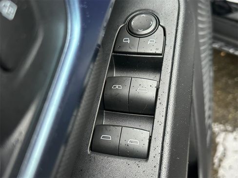 New 2026 Chevrolet Equinox EV LT image 21