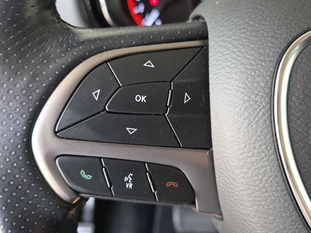 Used 2021 Dodge Durango SXT AWD/4WD image 23