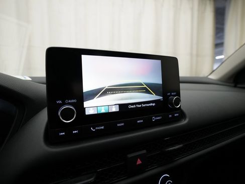 Certified 2023 Honda HR-V LX image 19