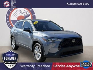 Used 2023 Toyota Corolla Cross LE video 2