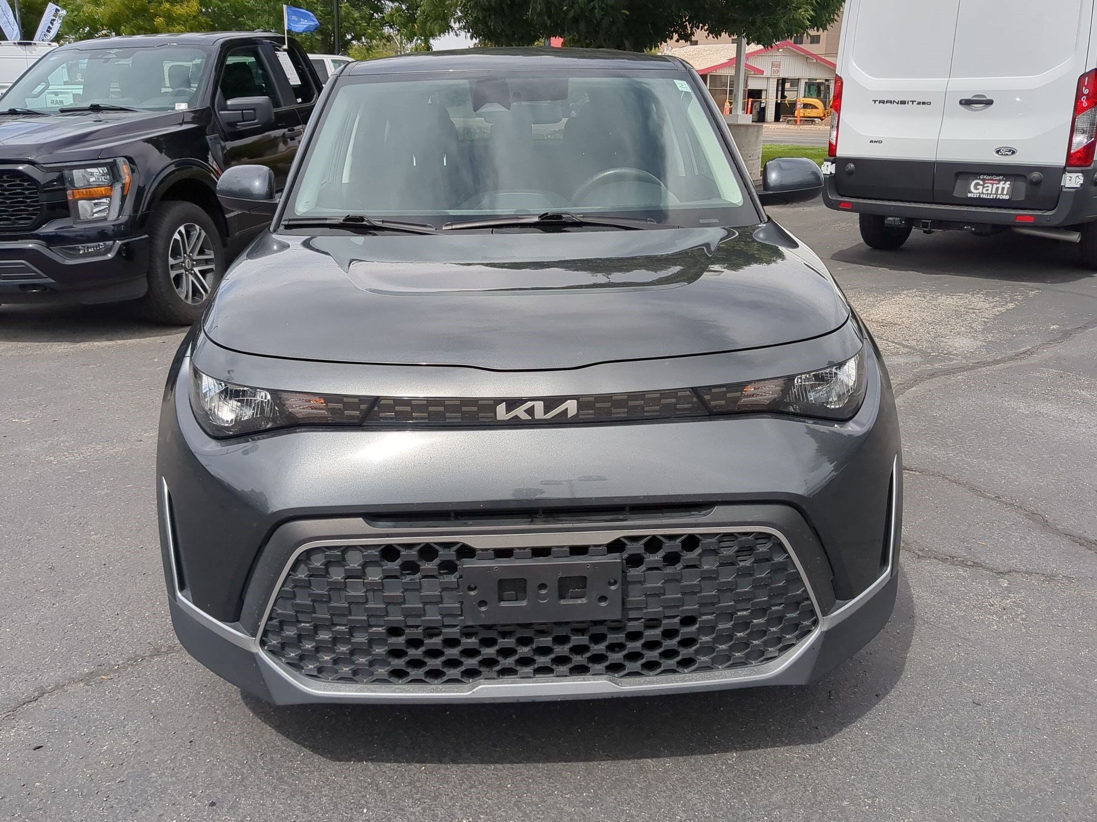 Used 2023 Kia Soul LX w/ Option Group 015 FWD image 11