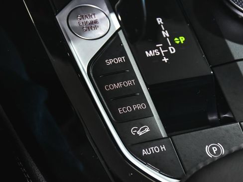 Used 2025 BMW X4 M40i w/ Premium Package AWD/4WD image 37