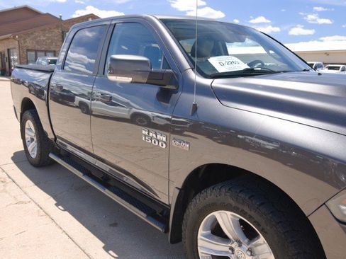Used 2014 RAM 1500 Sport w/ Sport Premium Group AWD/4WD image 11