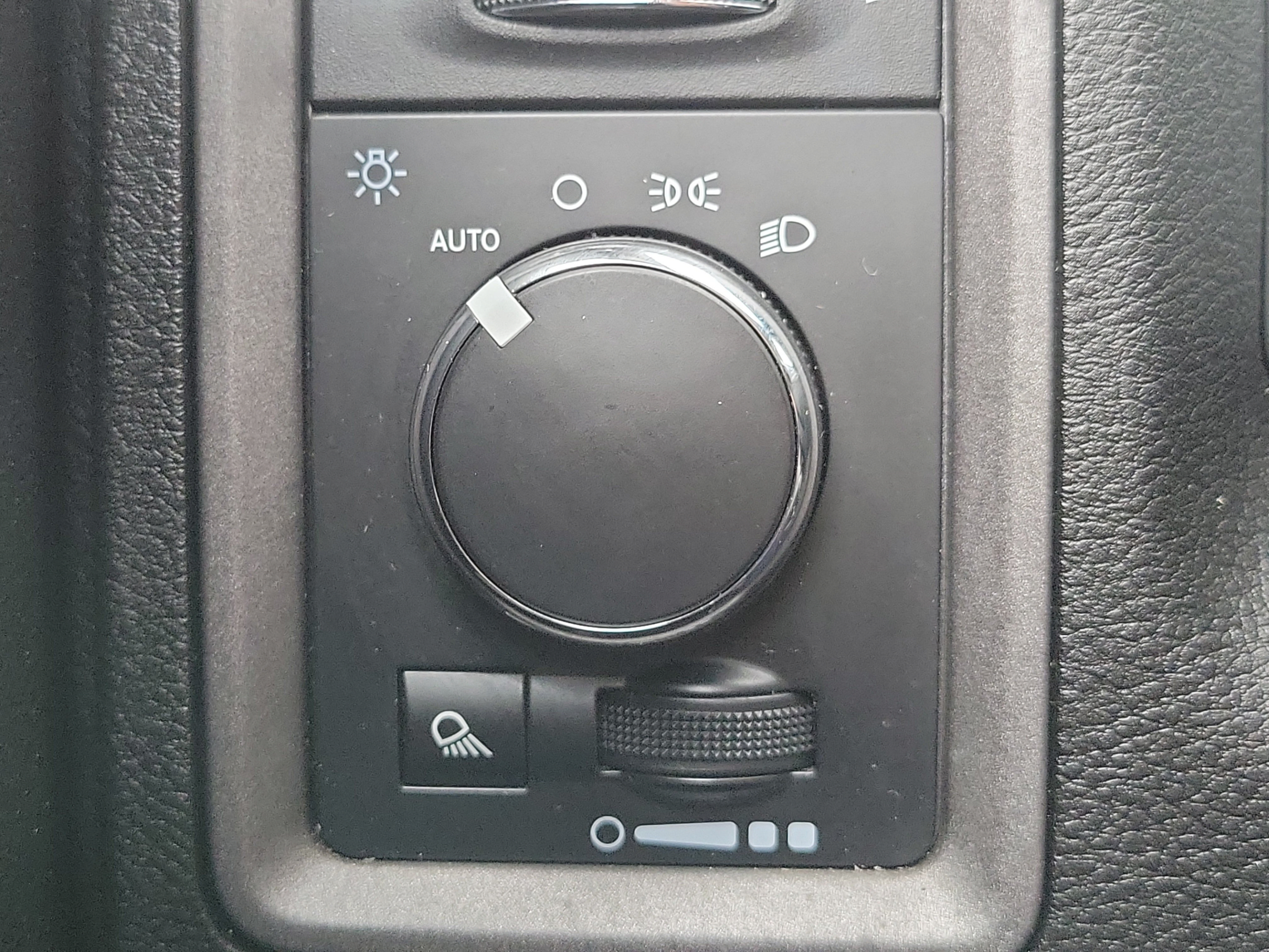 Used 2019 RAM 1500 Tradesman w/ Popular Equipment Group RWD image 28