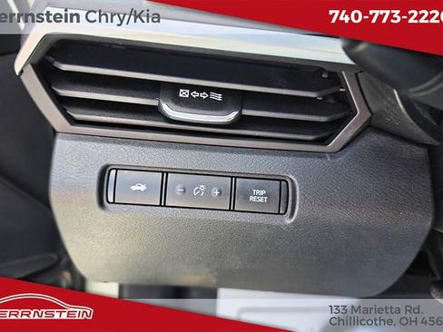 Used 2022 Nissan Altima 2.5 SR w/ Midnight Edition Package AWD/4WD image 17