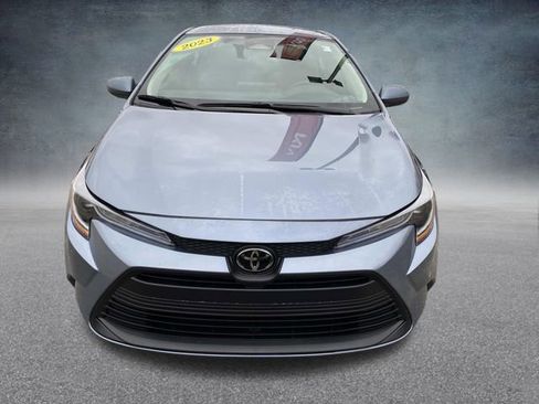 Used 2023 Toyota Corolla LE image 21