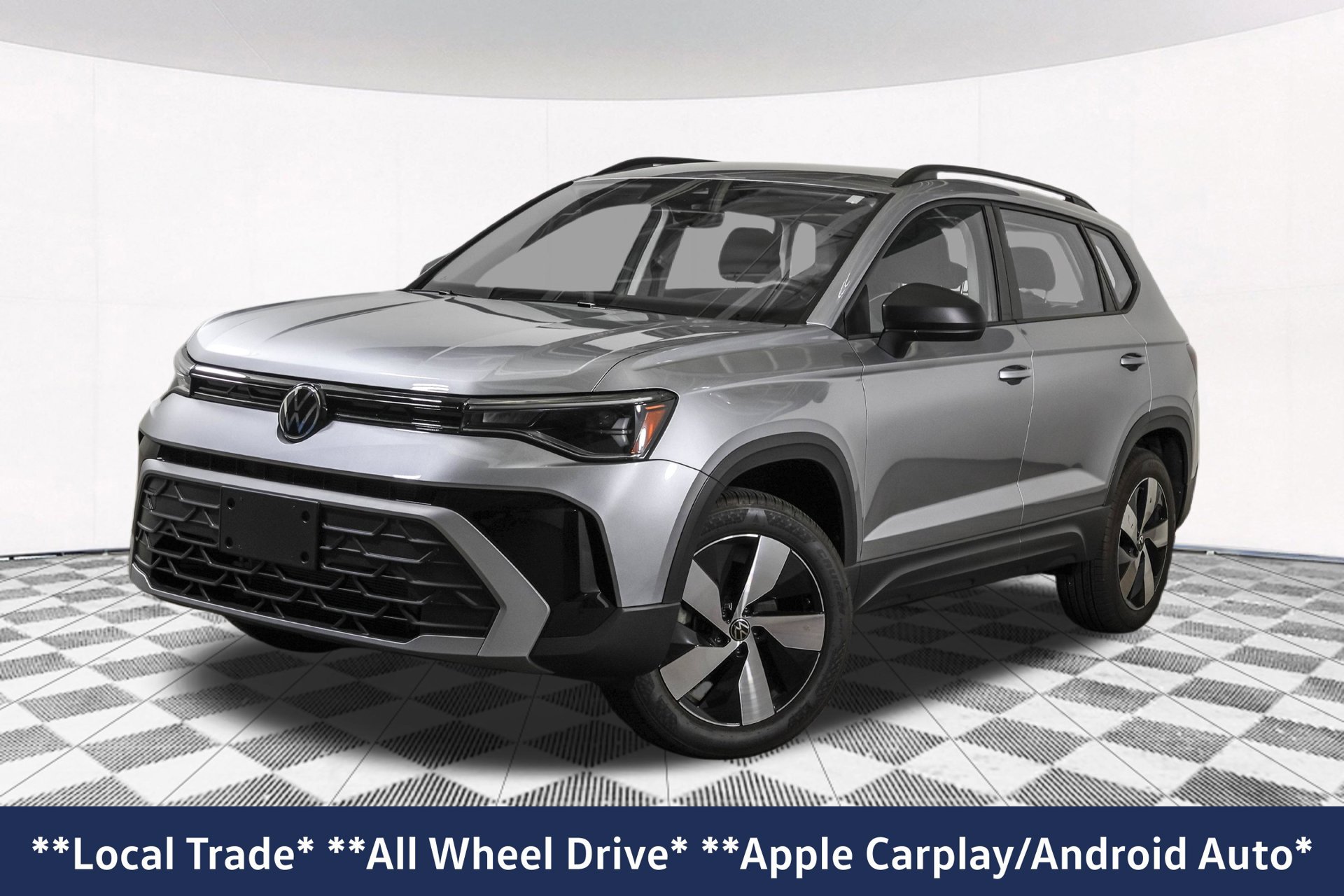 Used 2025 Volkswagen Taos S AWD/4WD image 2