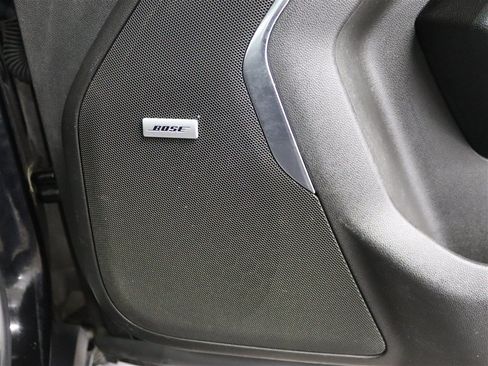 Used 2021 Chevrolet Tahoe Z71 AWD/4WD image 35
