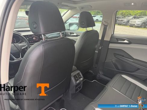 Used 2023 Volkswagen Taos SEL AWD/4WD image 11