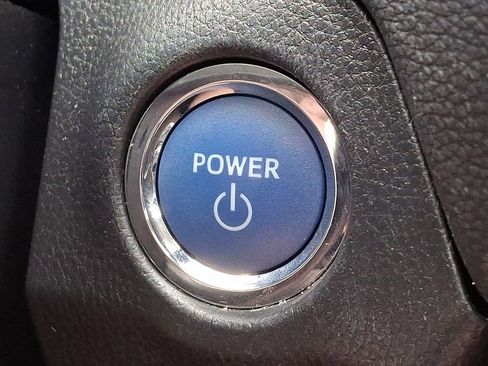 Used 2021 Toyota RAV4 XLE w/ Convenience Package AWD/4WD image 24