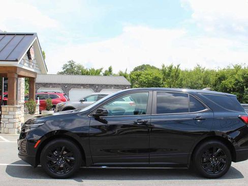 Used 2024 Chevrolet Equinox LS w/ LS Convenience Package FWD image 9