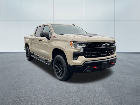Used 2022 Chevrolet Silverado 1500 LT Trail Boss image 4