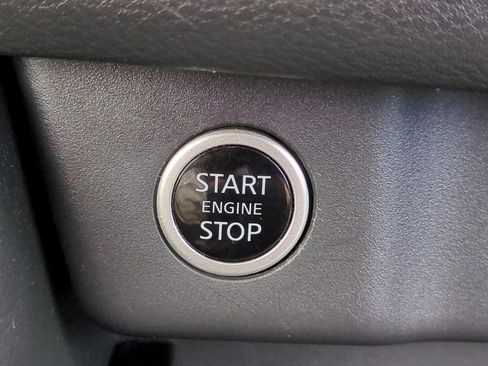 Certified 2023 Nissan Rogue SV AWD/4WD image 32