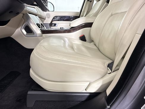 Certified 2019 Land Rover Range Rover HSE image 10