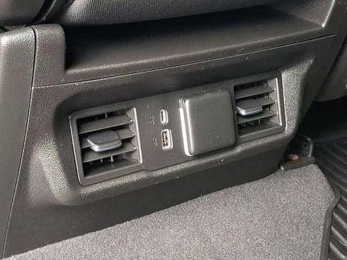 Used 2022 GMC Sierra 1500 SLE AWD/4WD image 22