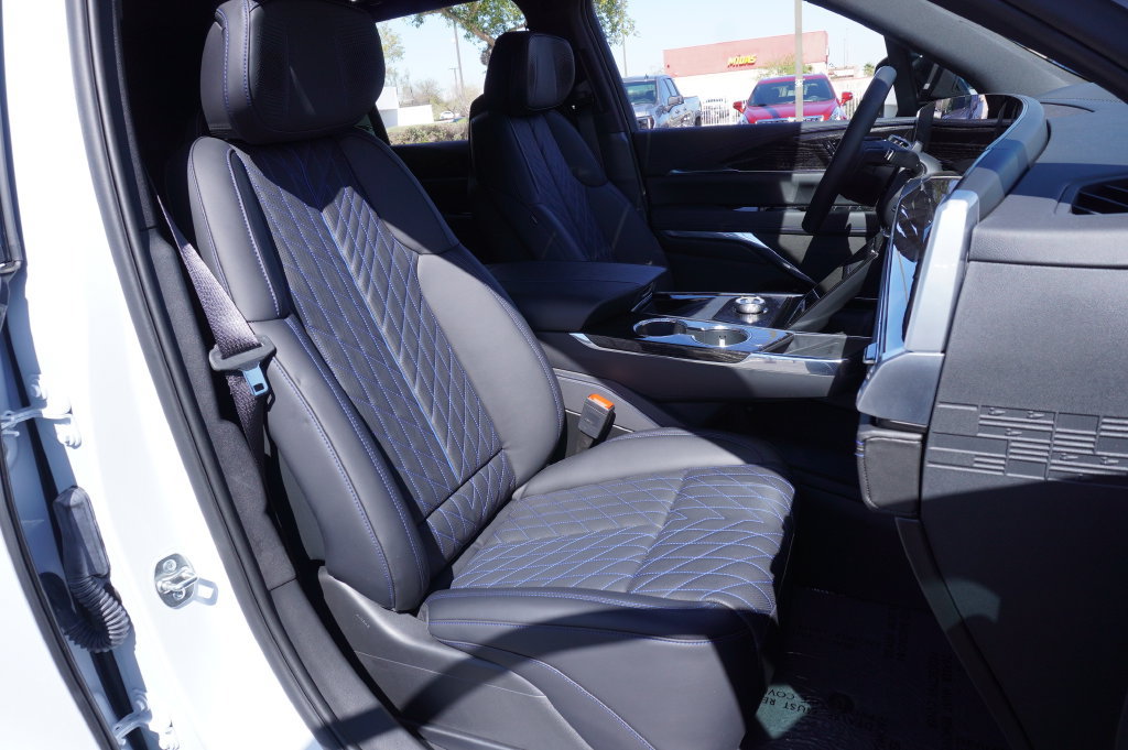 New 2026 Cadillac Escalade IQ Luxury 1 AWD/4WD image 11