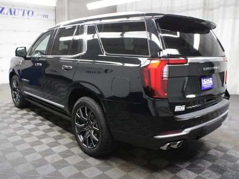 Used 2025 GMC Yukon Denali w/ Denali Reserve Package AWD/4WD image 7