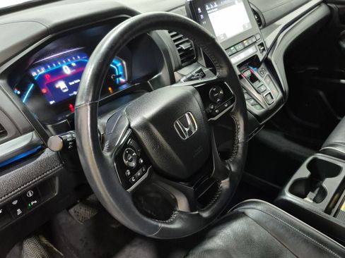 Used 2023 Honda Odyssey Touring image 12