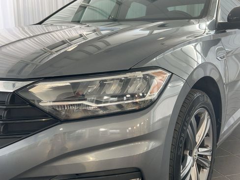 Used 2019 Volkswagen Jetta R-Line image 11