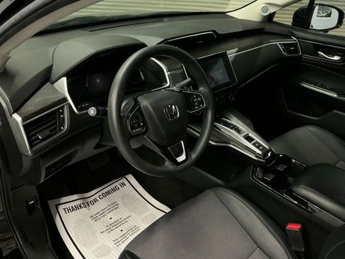 Used 2019 Honda Clarity Base image 9