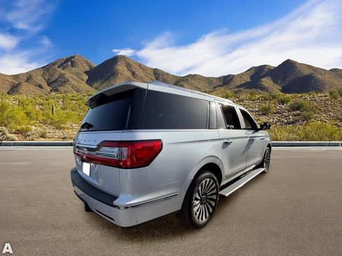 Used 2019 Lincoln Navigator L Reserve AWD/4WD image 4