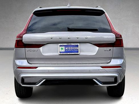 New 2026 Volvo XC60 B5 Plus w/ Protection Package Premier AWD/4WD image 4