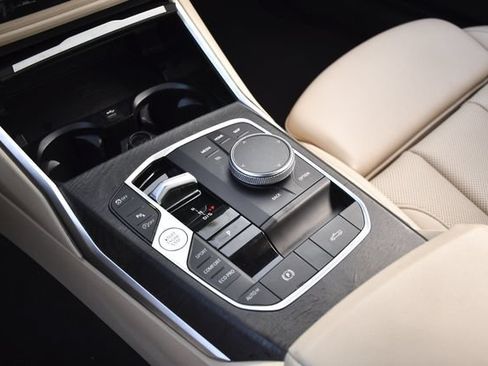 Used 2024 BMW 430i Convertible RWD image 12