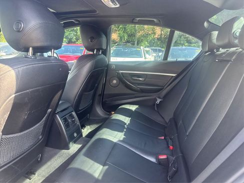 Used 2016 BMW 340i Sedan RWD image 10