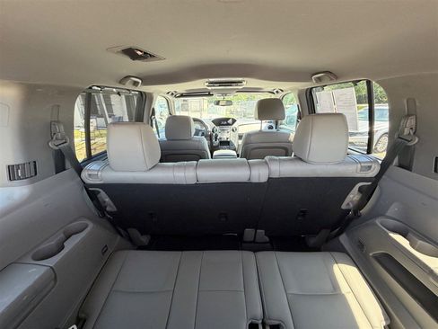Used 2014 Honda Pilot Touring image 23