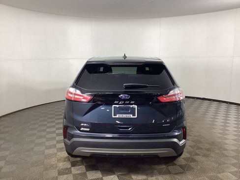 Used 2023 Ford Edge SEL w/ Convenience Package image 3