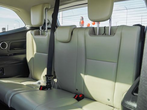 Used 2023 Subaru Ascent Limited w/ Technology Package image 26