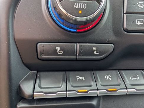 Used 2019 Chevrolet Silverado 1500 LT Trail Boss AWD/4WD image 34