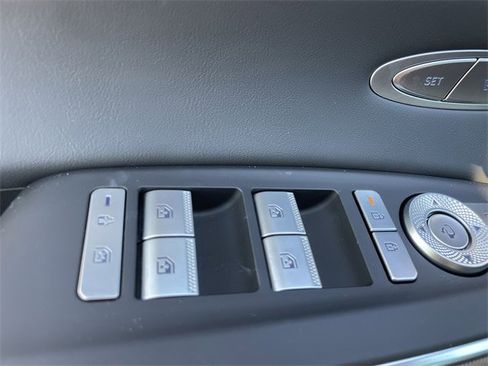 New 2026 Genesis GV70 3.5T Sport Advanced image 18