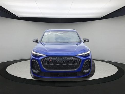 Certified 2025 Audi SQ5 Prestige w/ Prestige Package image 2