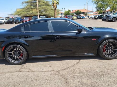 Used 2020 Dodge Charger Scat Pack RWD image 12