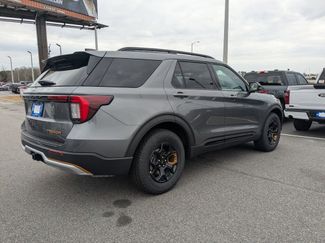 New 2026 Ford Explorer ST-Line w/ ST-Line Street Pack video 4