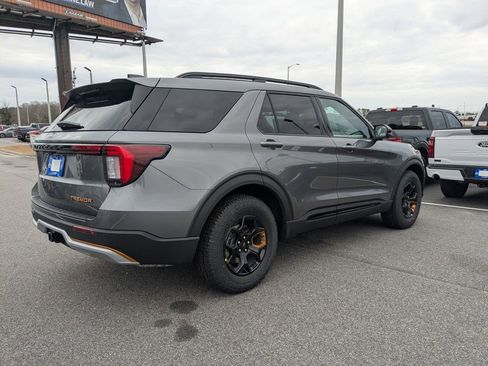 New 2026 Ford Explorer ST-Line w/ ST-Line Street Pack image 4